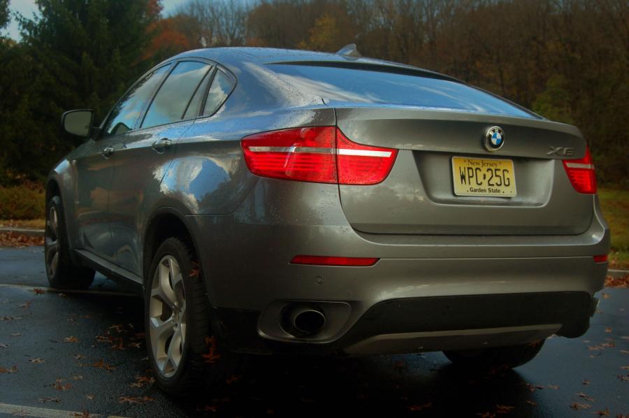  BMW X6 XDrive 3.5i 2008 года  (фото 9 из 44)